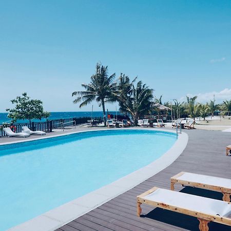 W Golf Resort Ослоб Екстериор снимка
