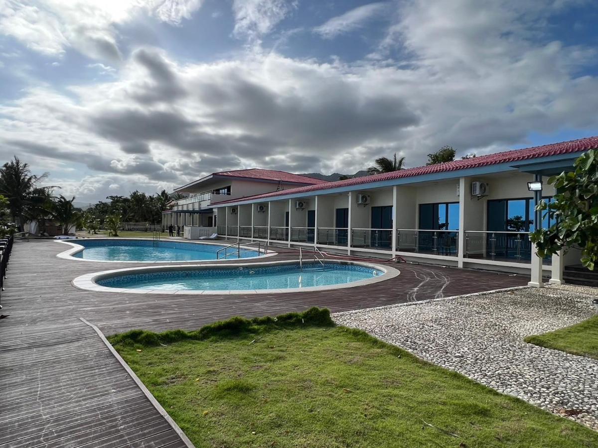 W Golf Resort Ослоб Екстериор снимка