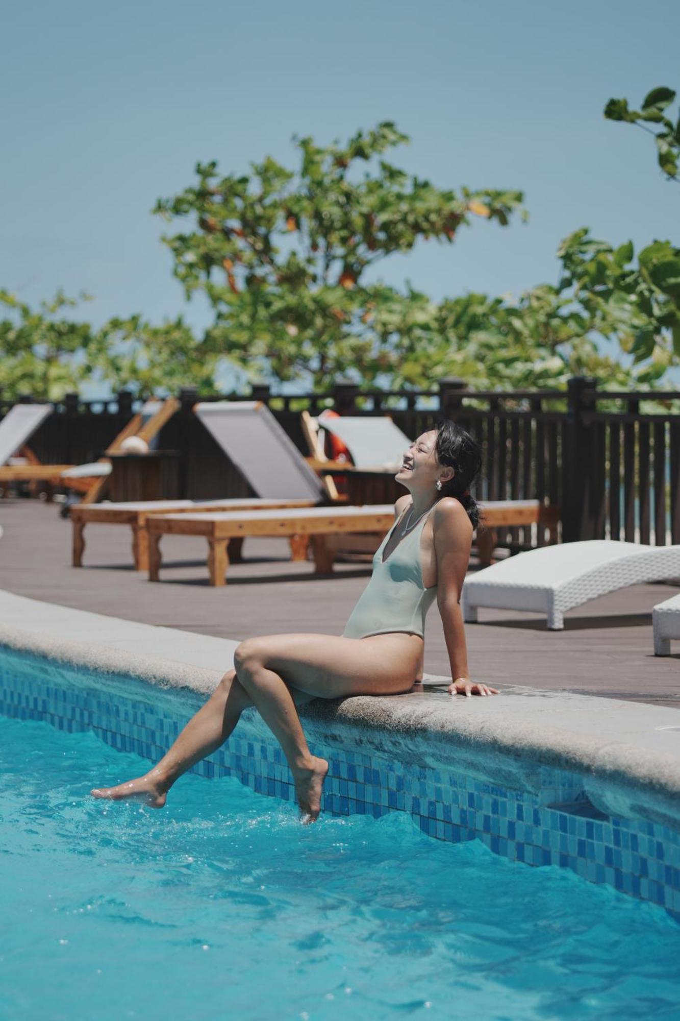 W Golf Resort Ослоб Екстериор снимка